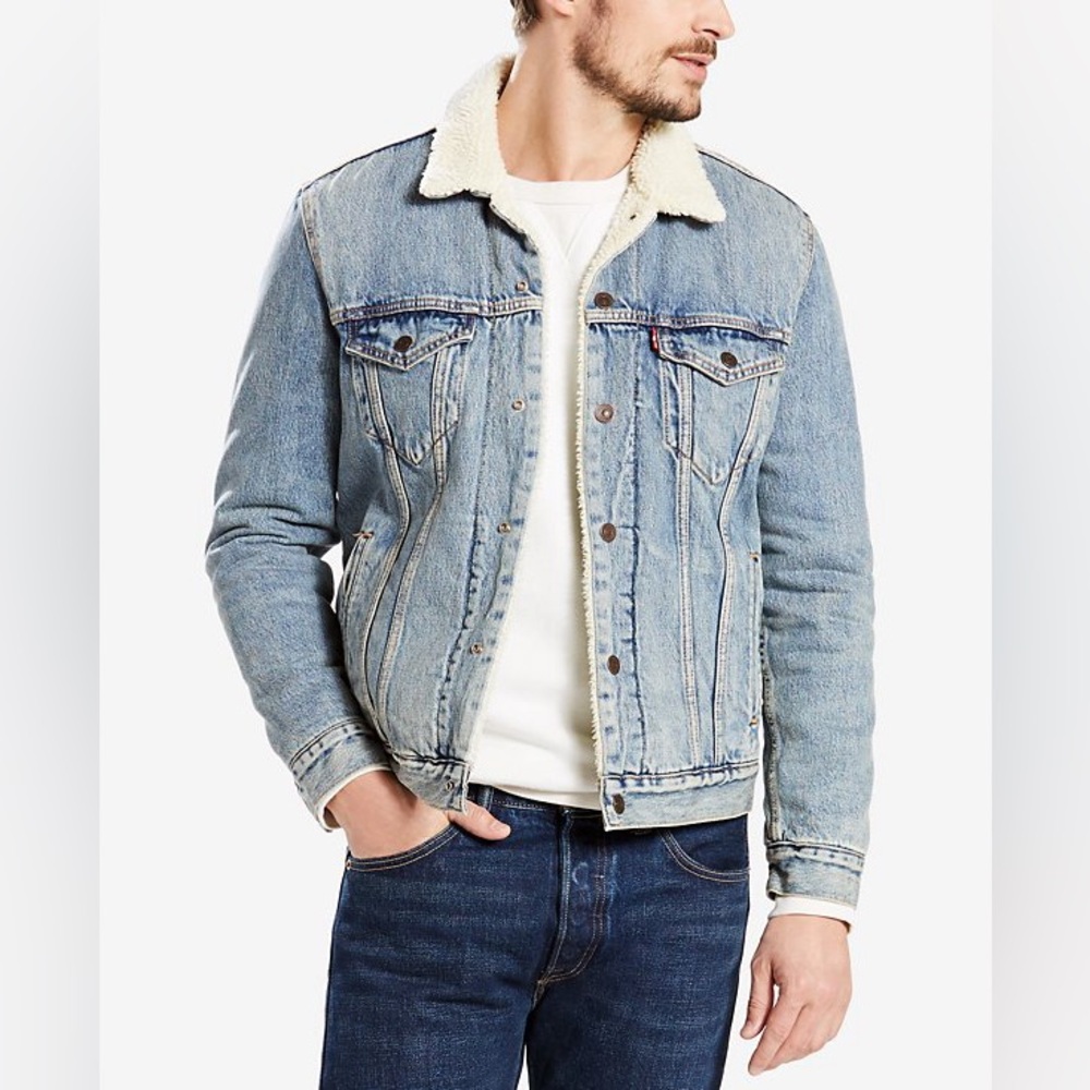 Levi’s Men's Regular Fit Sherpa Denim Trucker Jacket, Size Small